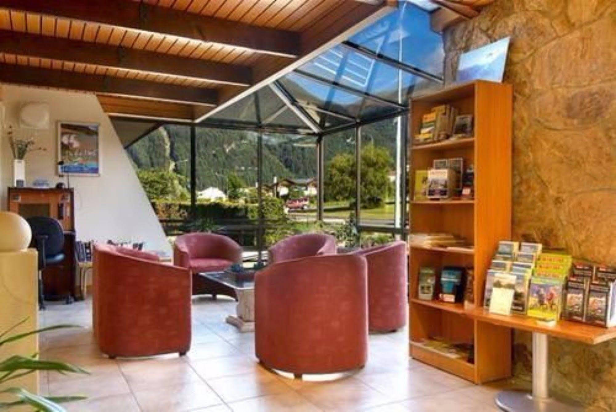 Earnslaw 3*