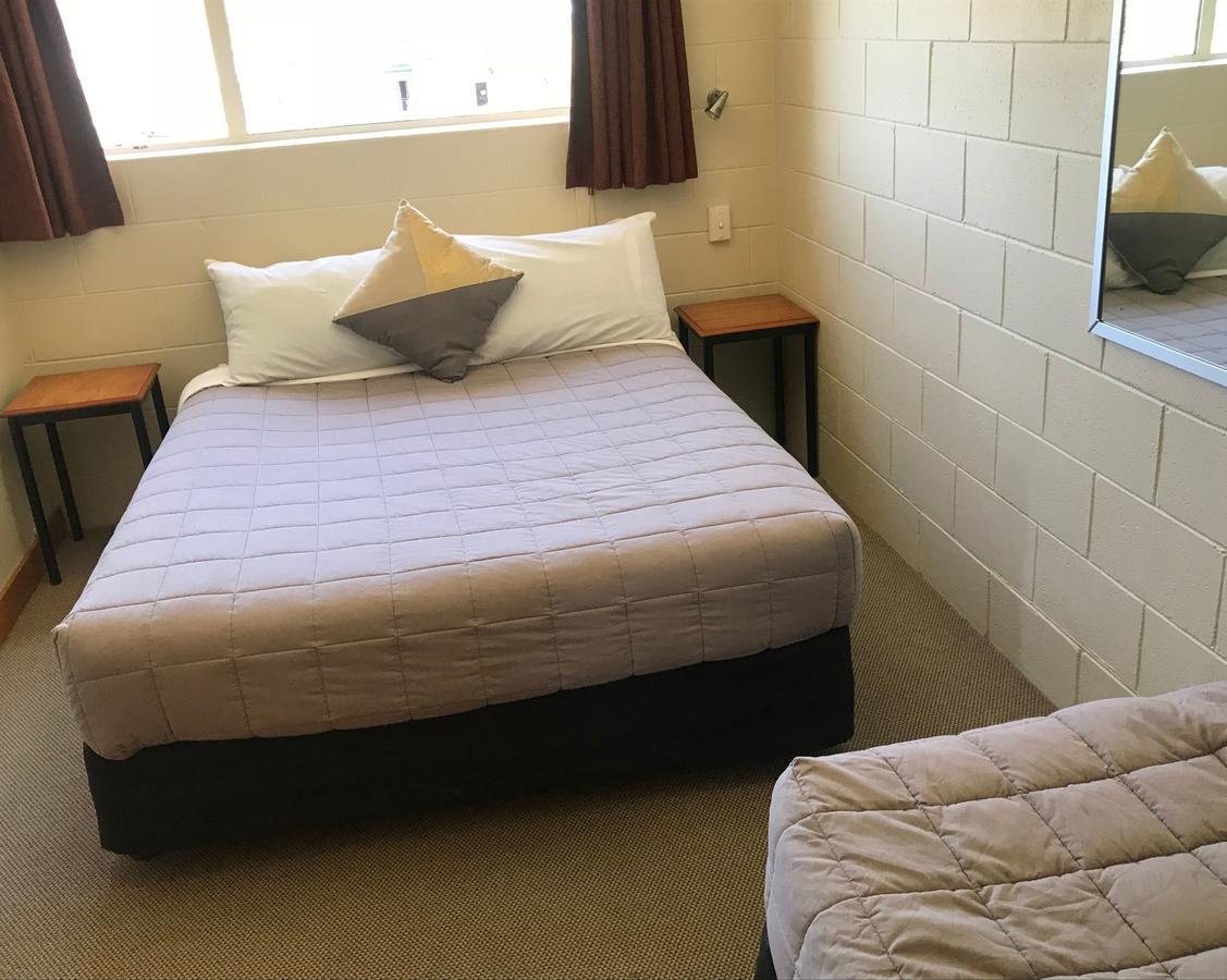 Earnslaw Motel 3*