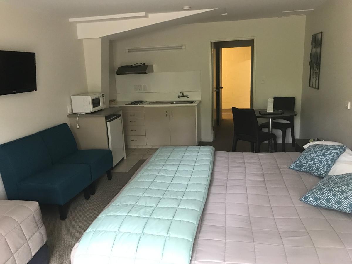 Earnslaw Motel 3*