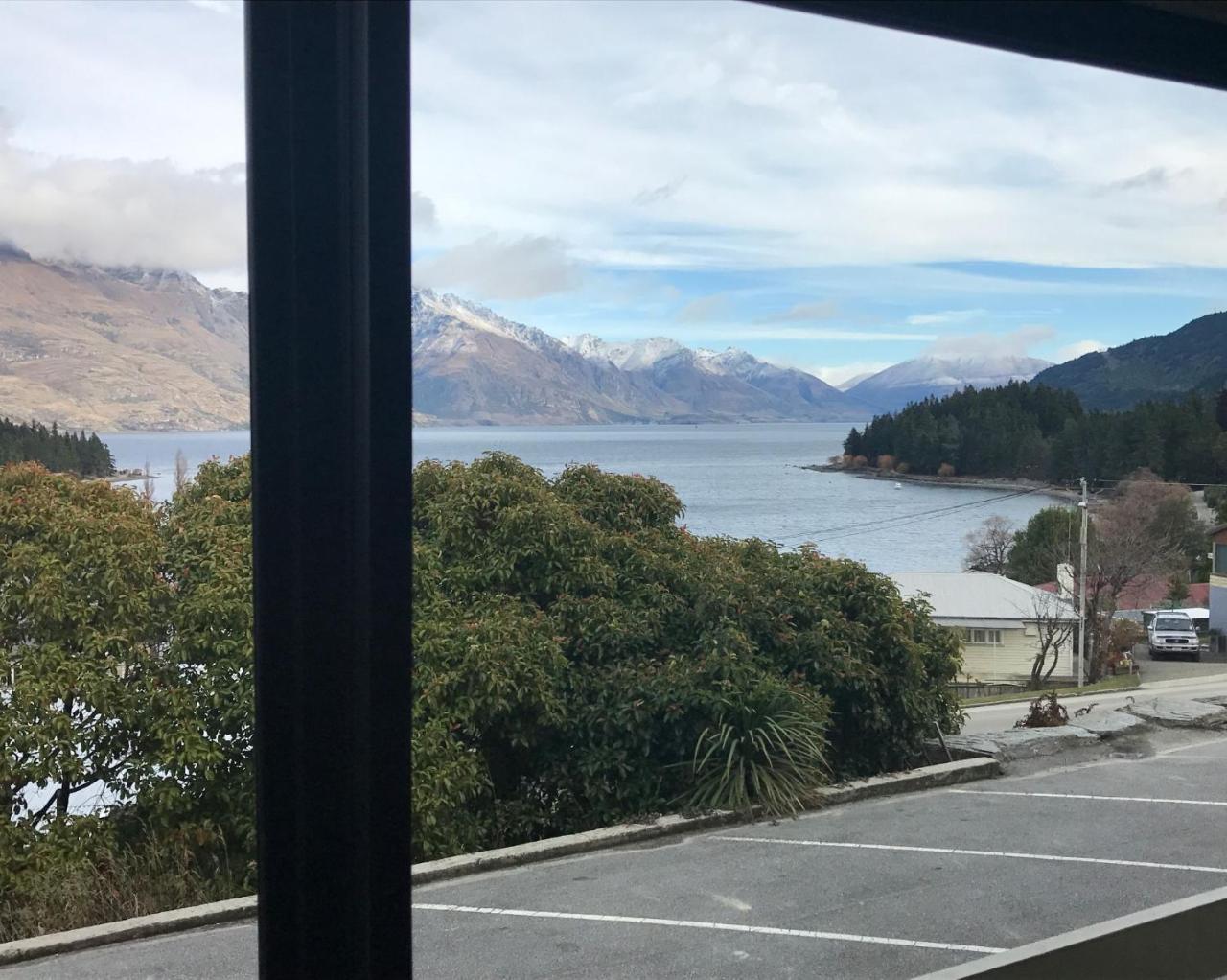Earnslaw 3*
